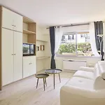 Modern 3 Stars Flat 5 Min From Biarritzs Beach Welkeys