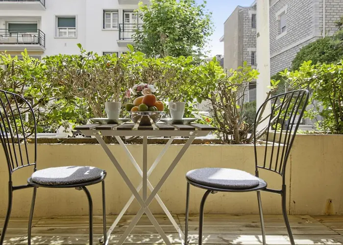 Modern 3 Stars Flat 5 Min From Biarritzs Beach Welkeys